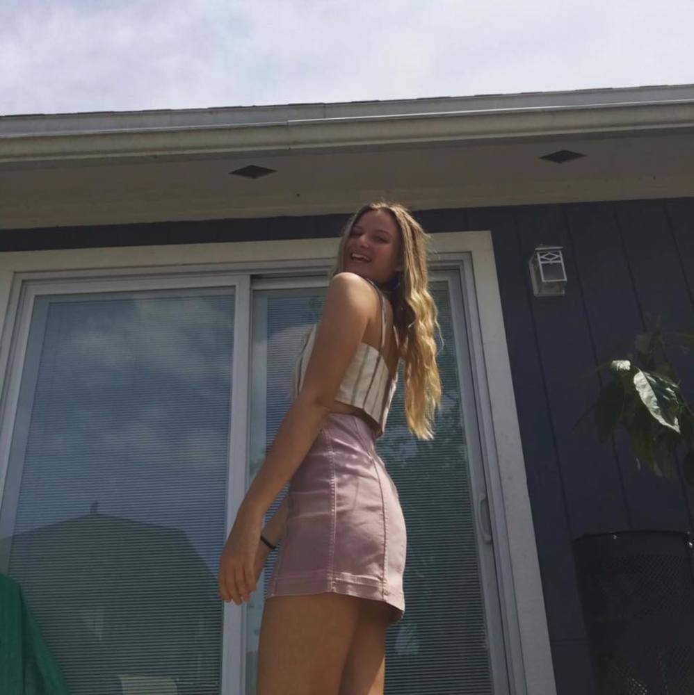 Meet your Posher, Emily